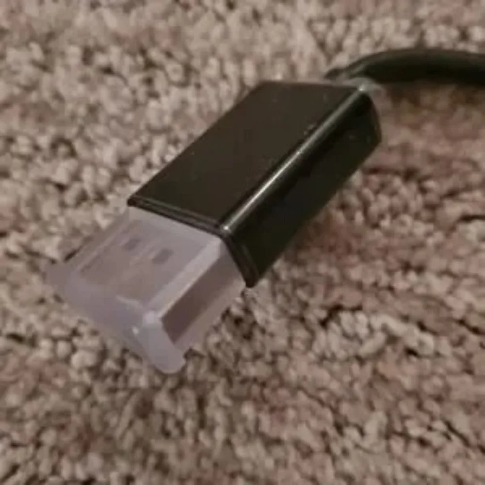 StarTech.com DP2VGA3 DisplayPort to VGA Adapter